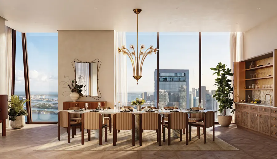 Villa Triplo Waterfront dining room